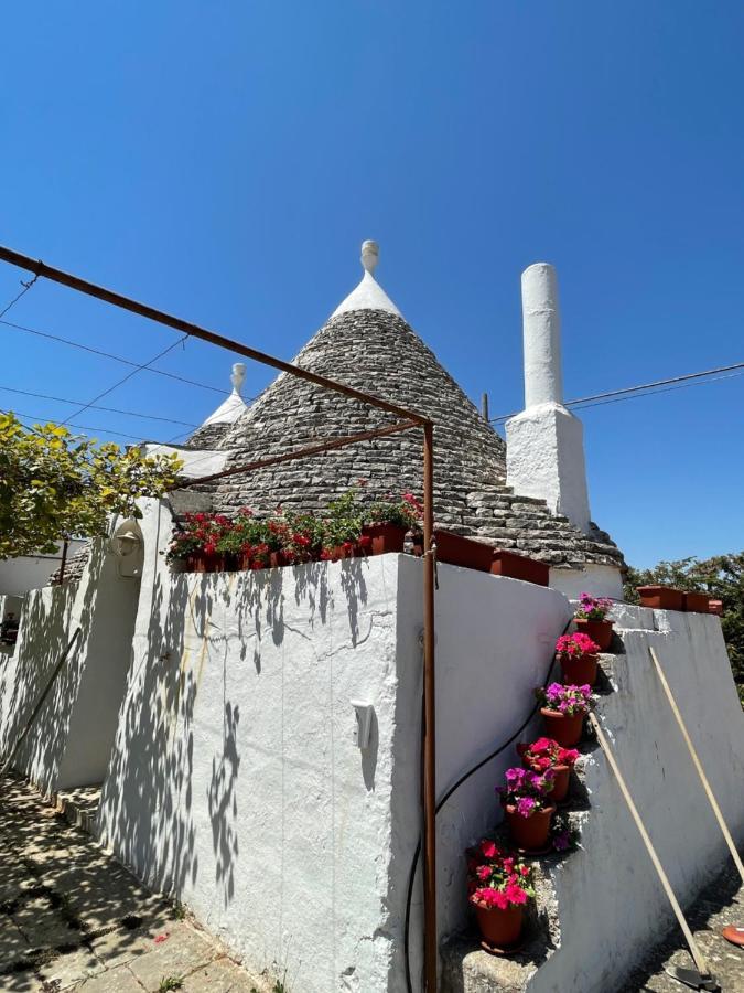 הוילה פוטיניאנו Trulli Ulivi מראה חיצוני תמונה