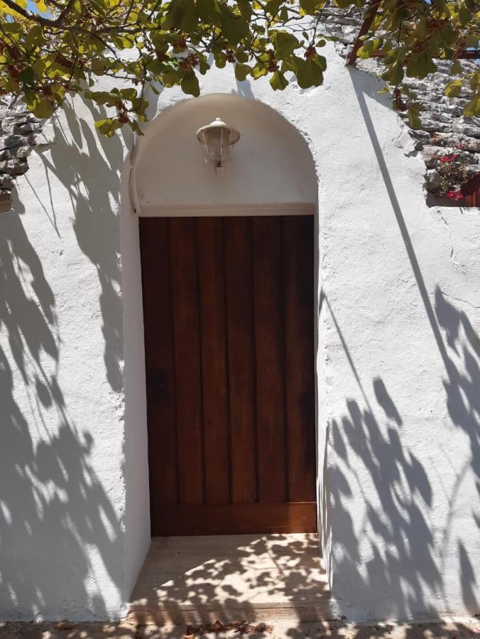הוילה פוטיניאנו Trulli Ulivi מראה חיצוני תמונה