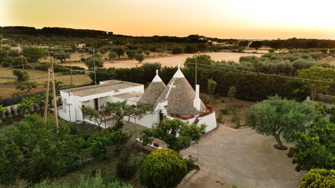 הוילה פוטיניאנו Trulli Ulivi מראה חיצוני תמונה